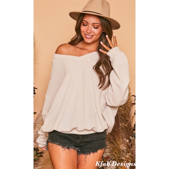 ❤️LAST! Ivory V Neck Brushed Waffle Sweatshirt! - Picture 6 of 7